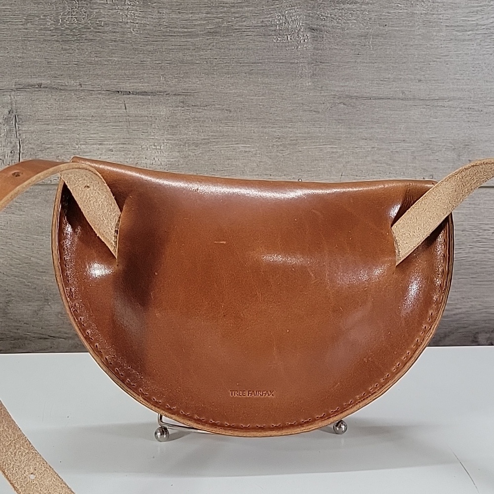 Tree Fairfax Brown Leather Half-Moon Belted Waist Bag - Picture 3 of 11